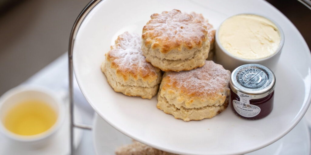 The Best Places for an Afternoon Tea in Bath, UK to Bath